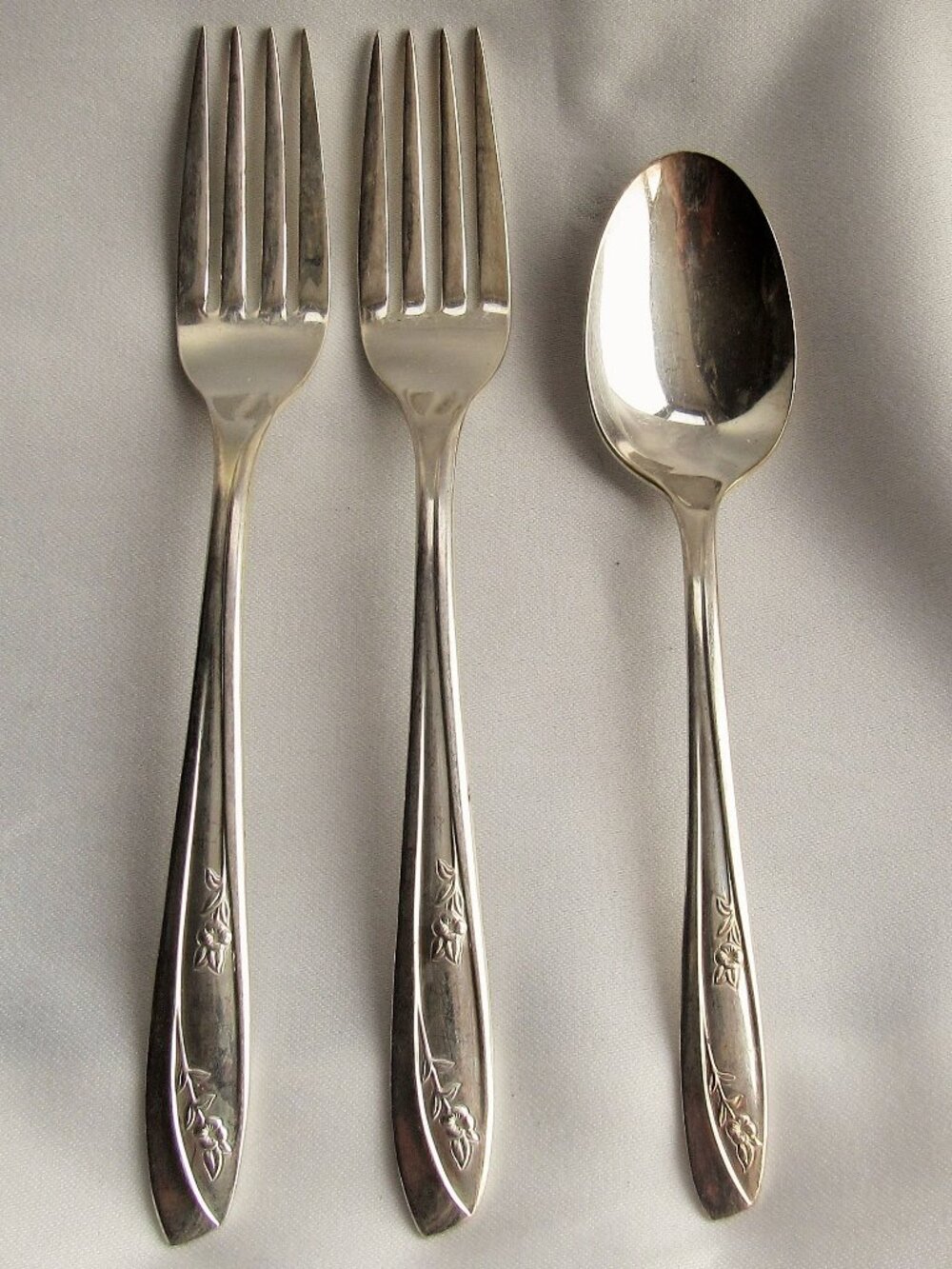Wm Rogers Silver Plated Fair Lady 2 Salad Forks and 1 Teaspoon.  1957    V426